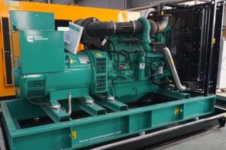 康明斯和玉柴柴油發(fā)電機(jī)組哪個(gè)好?按需選擇!